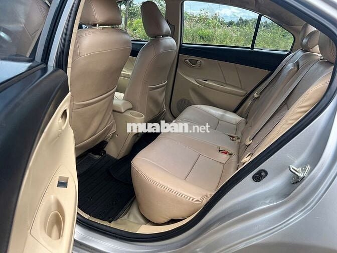 Toyota Vios 2016 1.5E - chỉ 228tr
