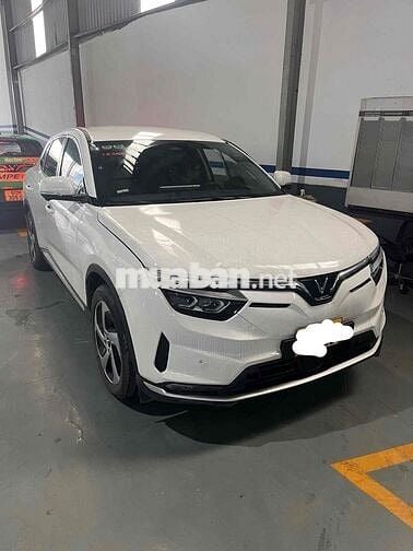 Xe VinFast GF chính hãng VF8 2023  <=50000 km