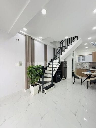 CHÚ BA BÁN CĂN NHÀ HÀN HẢI NGUYÊN, Q11, SỔ RIÊNG, MUA DỌN VÀO Ở NGAY
