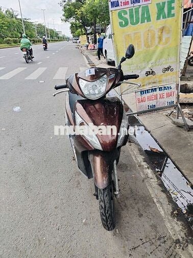 Bán 2 chiếc xe tay ga 8tr
