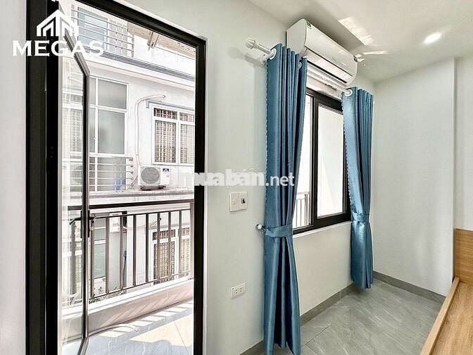 CHO THUÊ CĂN HỘ STUDIO ĐẸP BAN CÔNG THOÁNG NGAY ĐẠI LỘ THĂNG LONG