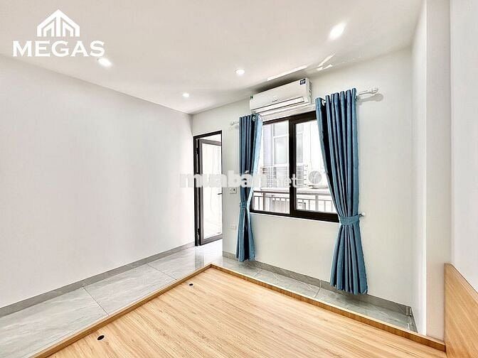 CHO THUÊ CĂN HỘ STUDIO ĐẸP BAN CÔNG THOÁNG NGAY ĐẠI LỘ THĂNG LONG