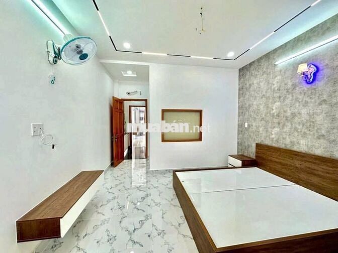 Cần cho thuê nhà HXH 136/3A Trương Công Định P.14 Q.Tân Bình