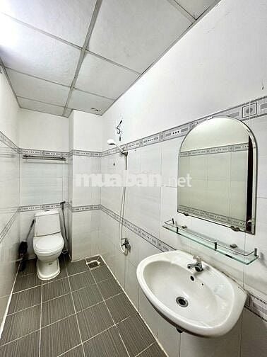 PHÒNG CHO THUÊ ĐẦY ĐỦ TIỆN NGHI, CỬA SỔ THOÁNG, GIỜ TỰ DO LÊ ĐỨC THỌ