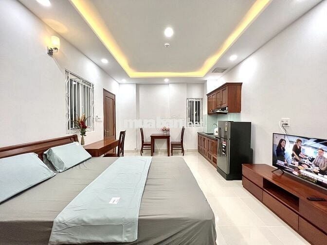 Ở NGAY! CĂN HỘ NỘI THẤT CAO CẤP GẦN CV LÊ THỊ RIÊNG Q.10 CÓ THANG MÁY