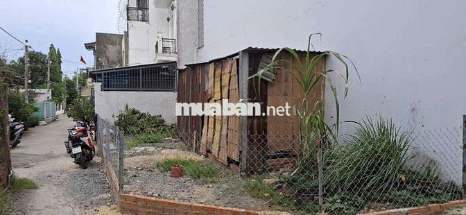 Đất 2 Mặt Tiền Đường Lớn DT: 4,85m x 13m SHR
