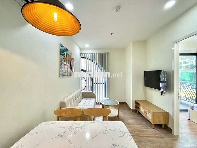 🟥 Căn Hộ 1 Phòng Ngủ Full Nội Thất, Thang Máy, Bảo Vệ. Ngay Quận 1