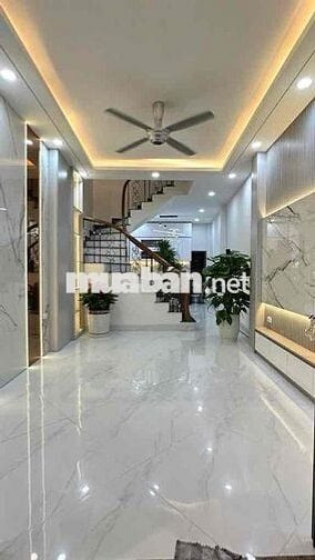NHÀ MỚI KOONG - TRUNG TÂM HAI BÀ TRƯNG - FULL NỘI THẤT - VỊ TRÍ THÔN