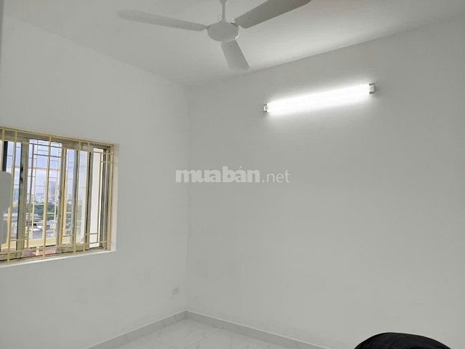 Cần cho thuê căn hộ chung cư 8C Đại Cồ Việt