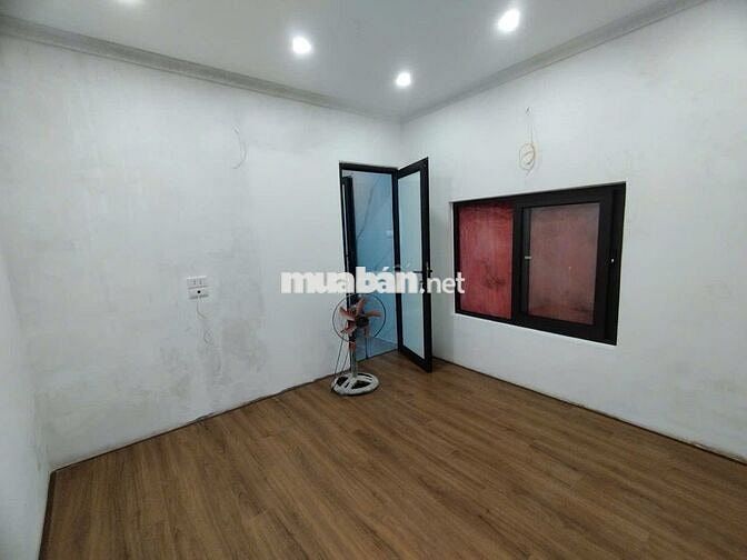 BÁN NHÀ HBT NGÕ THÔNG KINH DOANH 4 TẦNG, 2,85 TỶ