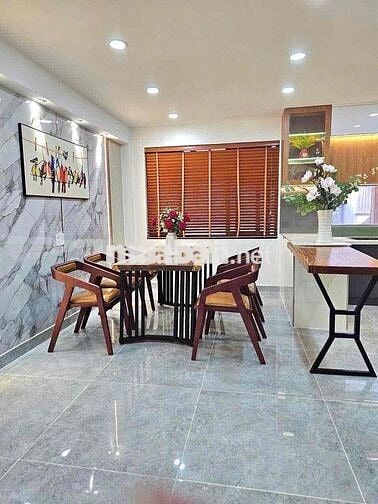 CHO THUÊ CHDV 4PN CAO CẤP PHẠM VĂN CHIÊU - NHÀ 5x12m HXH 6m