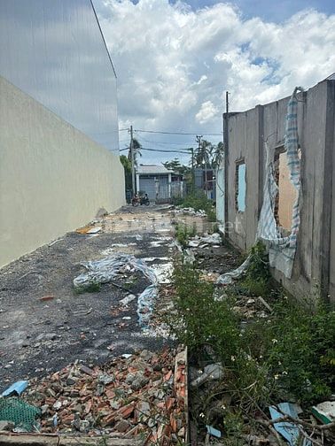 CẦN BÁN GẤP LÔ ĐẤT DT XÂY NHÀ CỰC ĐẸP