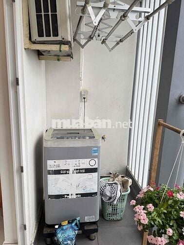 Cho thuê lại căn hộ 2pn 2wc full nội thất liền kề trung tâm quận 7