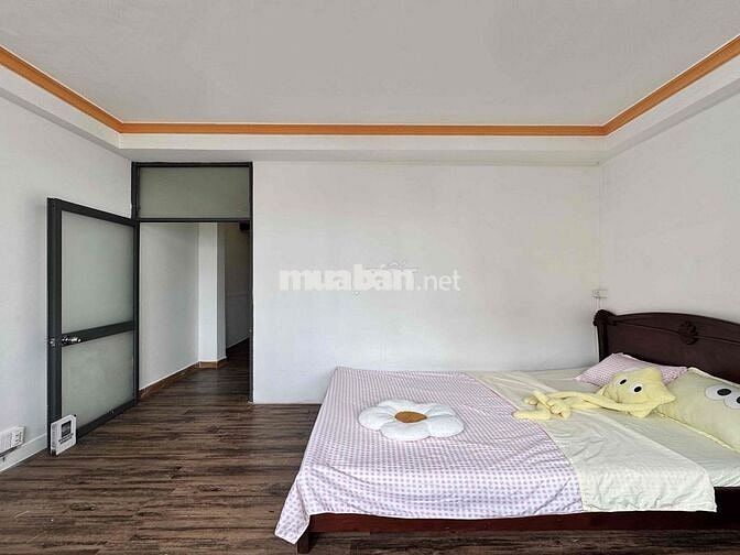 Nhà cho thuê full nội thất cực rộng 2PN - 1PK (tách bếp) ngay Cộng Hoà