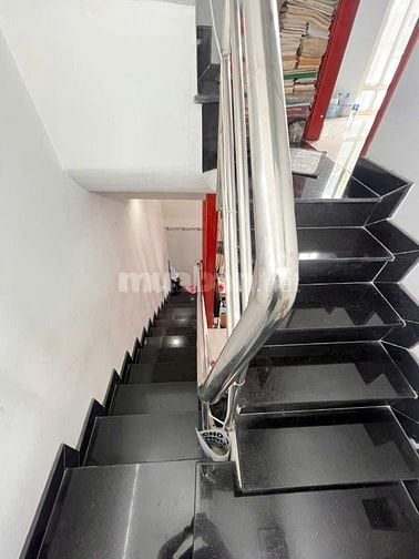 Bán nhà mới 3 tấm ngay chợ Bà Quẹo Trường Chinh Tân Bình, giá 3.88 tỷ