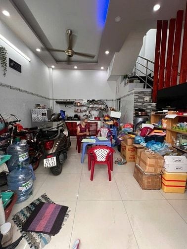 Bán nhà mới 3 tấm ngay chợ Bà Quẹo Trường Chinh Tân Bình, giá 3.88 tỷ