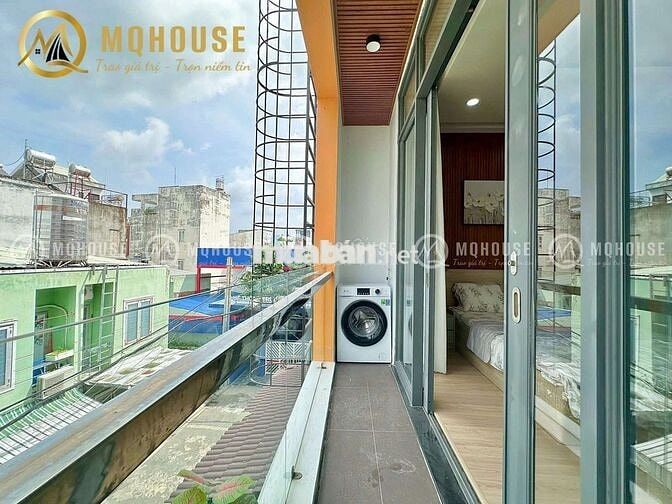 Căn hộ full nội thất ban công thoáng mát Dương Bá Trạc Quận 8