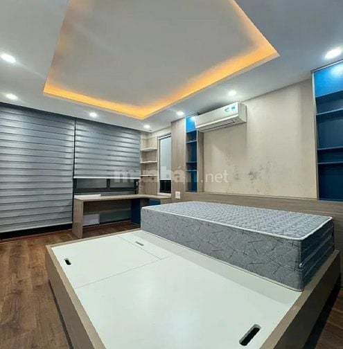 Nhà mới đẹp Cầu Giấy, Phùng chí kiên, ô tô tránh đỗ cửa, giá nhỉnh 8tỷ