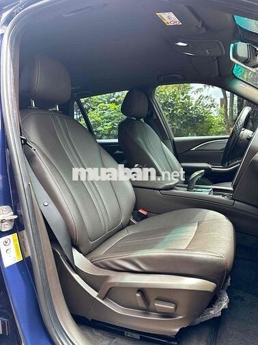VinFast Lux SA2.0 2019 2.0 AT