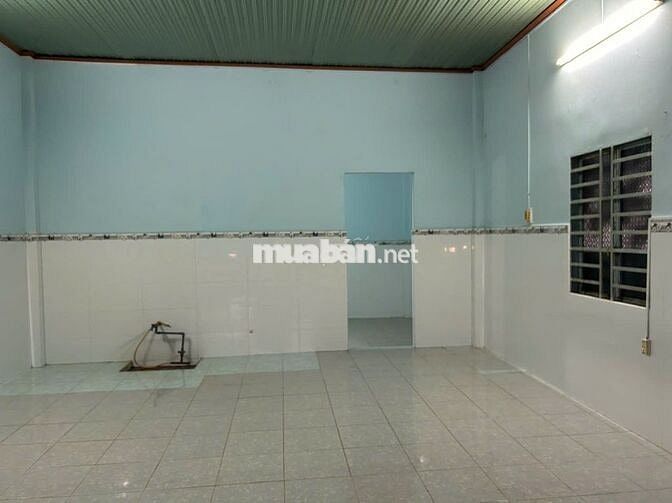 Cho thuê phòng trọ tổng dt55m2 ( ngang 5,5m x 10m2) giá 3tr, ở liền dc