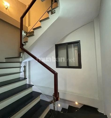 Nhà mới đẹp Cầu Giấy, Phùng chí kiên, ô tô tránh đỗ cửa, giá nhỉnh 8tỷ