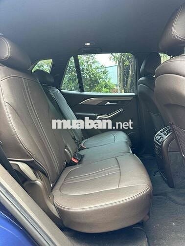VinFast Lux SA2.0 2019 2.0 AT