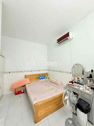 CĂN GÓC NGUYỄN VĂN KHỐI - GV - HẺM XE HƠI - 4.3x19 - 3TẦNG - 7.3TỶ