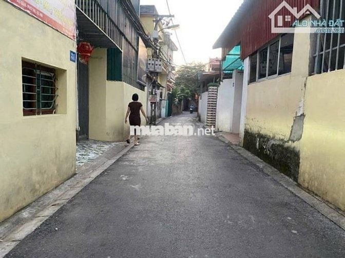Bán đất Kiêu Kỵ cũ - vuông vắn  - Giá 3xx tỷ