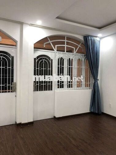 Cho thuê nhà nguyên căn 1 trệt 1 lầu, hẻm xe hơi dt 6×12 có 2pn,2wc