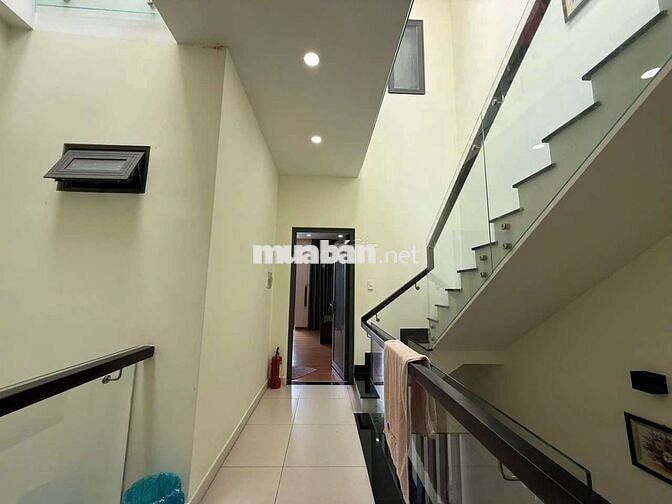 NHÀ 3 TẦNG MẶT TIỀN 85m2 .3 PN ,3WC. HIỆP BÌNH CHÁNH ,THỦ ĐỨC.