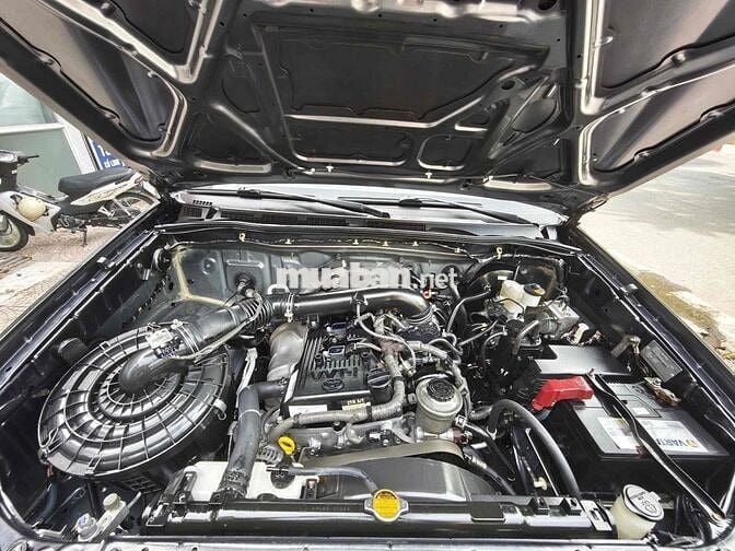 Toyota Fortuner 2013 2.7V 4x4 AT - 10000 km