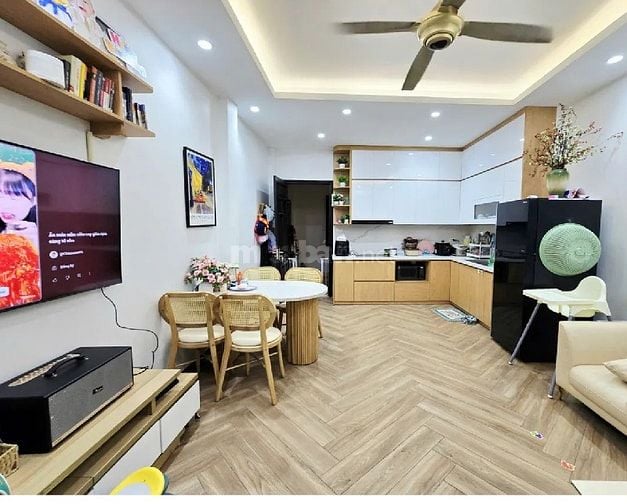 BÁN GẤP NHÀ Ô TÔ , CẦU GIẤY, LẠC LONG QUÂN,  SỔ VUÔNG , GIÁ 10.4 tỷ