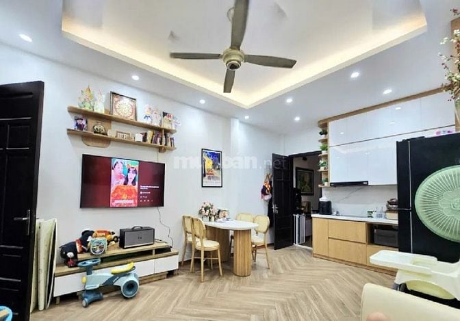 BÁN GẤP NHÀ Ô TÔ , CẦU GIẤY, LẠC LONG QUÂN,  SỔ VUÔNG , GIÁ 10.4 tỷ