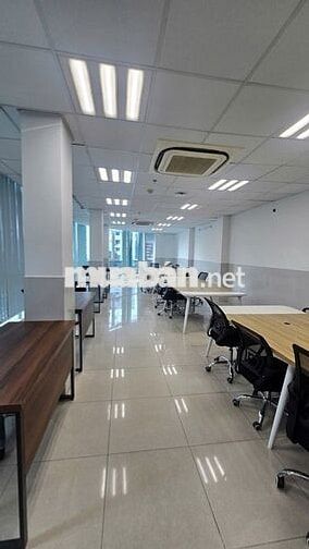 CHO THUÊ TÒA NHÀ VĂN PHÒNG 2 MẶT TIỀN ĐƯỜNG TRẦN HƯNG ĐẠO Q.5