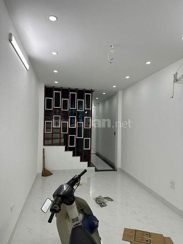 Chính chủ bán nhà Xuân La Tây Hồ, thang máy, ô tô đỗ cửa