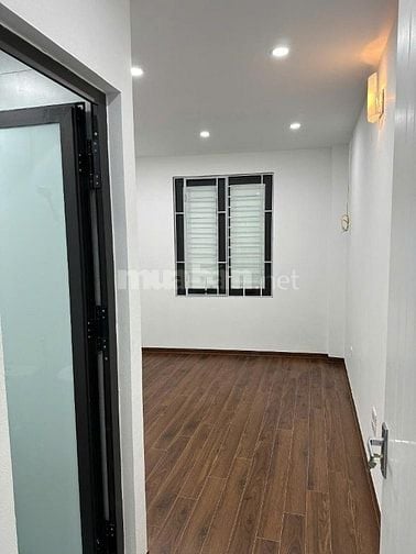 Chính chủ bán nhà Xuân La Tây Hồ, thang máy, ô tô đỗ cửa