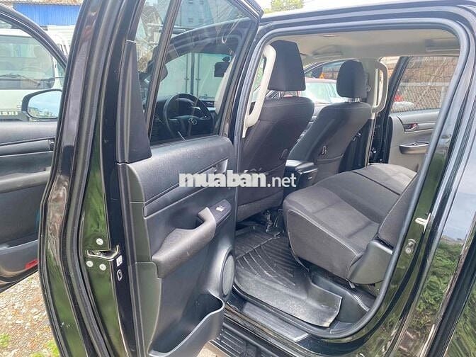 Toyota Hilux 2021 2.4E 4x2 AT - 90000 km