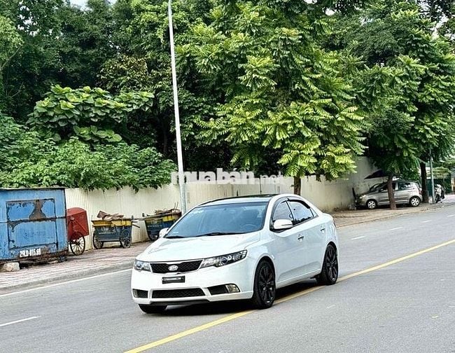 Kia Cerato 2011 1.6 AT - 128000 km