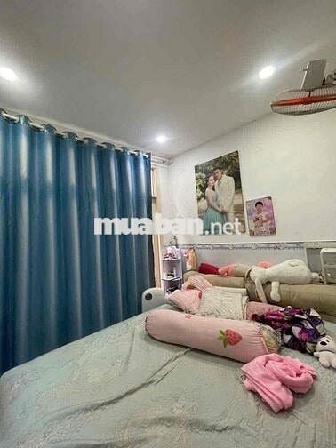 Bán nhà Tô Ngọc Vân Trệt 2 Lầu sát bên Gò Vấp sổ chung