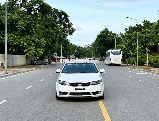 Kia Cerato 2011 1.6 AT - 128000 km