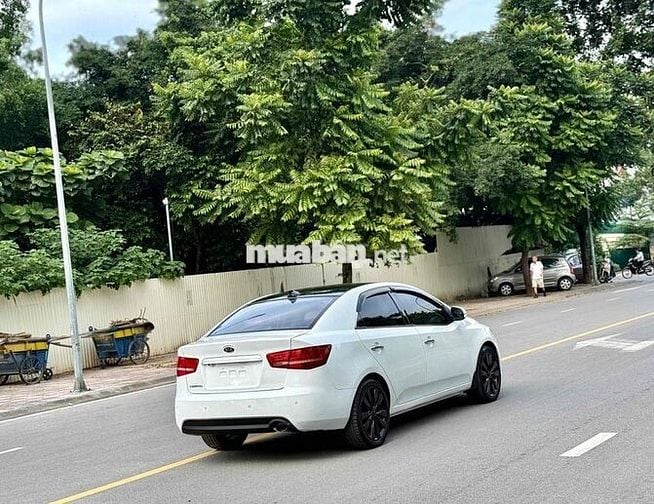 Kia Cerato 2011 1.6 AT - 128000 km