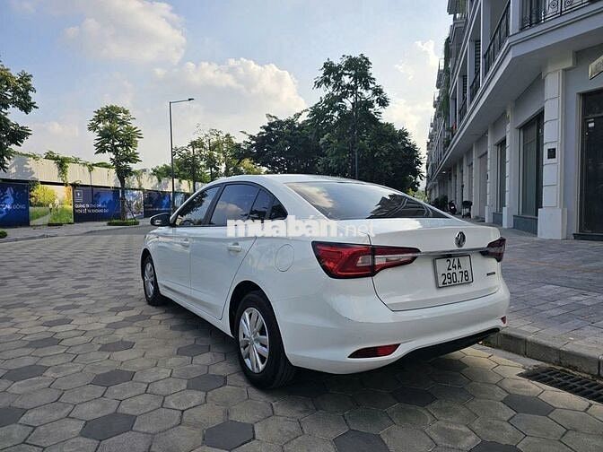 MG5 sx 2023 số tự động bản std màu trắng