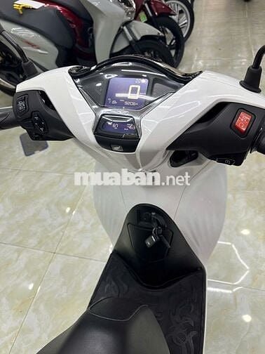 SHOP Mới về SH 125 cbs dk 2022 Cực đẹp 65tr có fi