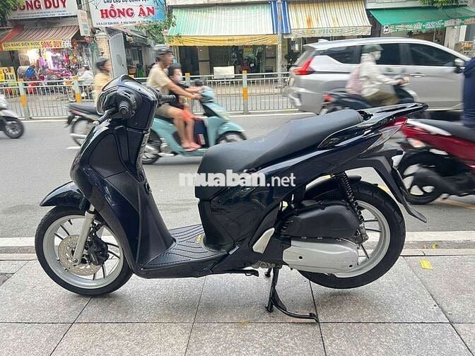 Honda SH 150 2015 mới 90% Bstp chính chủ