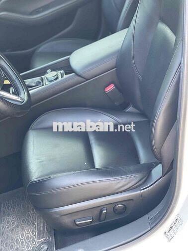 Mazda 3 2021 2.0L Signature Premium - 21000