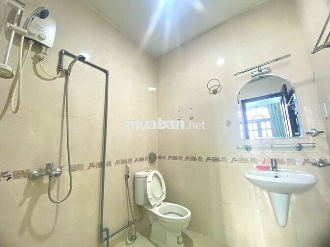 CHỐT NHANH PHÒNG ĐẸP ĐẦY ĐỦ TIỆN NGHI ĐƯỜNG SỐ 2 TÂN KIỂNG Q7