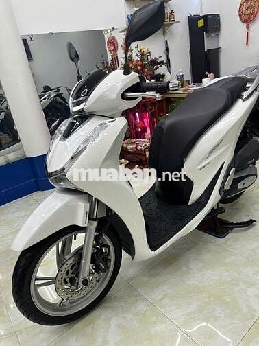 SHOP Mới về SH 125 cbs dk 2022 Cực đẹp 65tr có fi