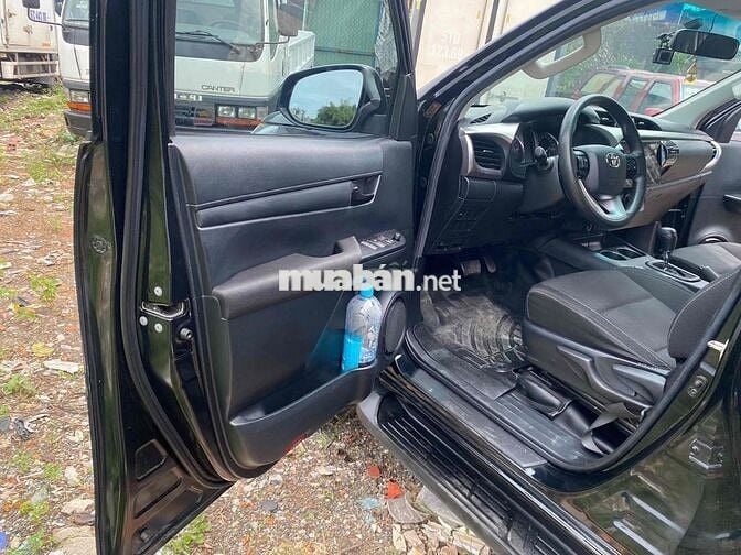 Toyota Hilux 2021 2.4E 4x2 AT - 90000 km