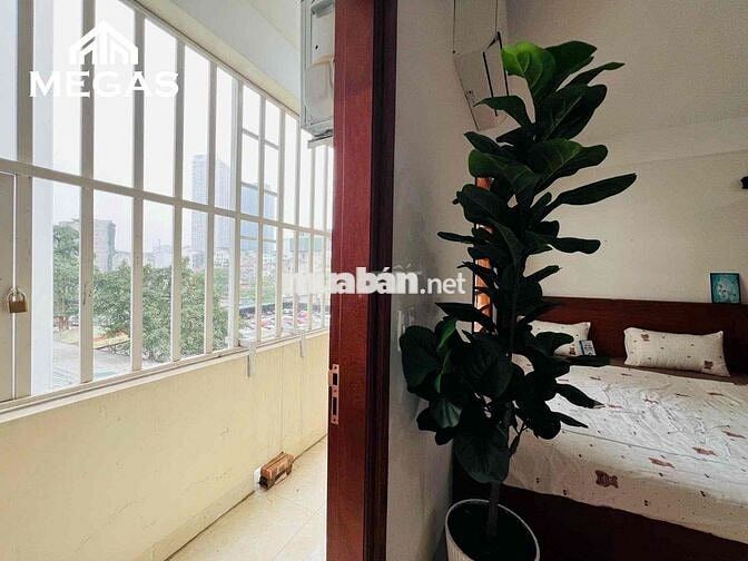 CHO THUÊ CĂN HỘ BAN CÔNG RIÊNG SIÊU THOÁNG NGAY CÔNG VIÊN CẦU GIẤY