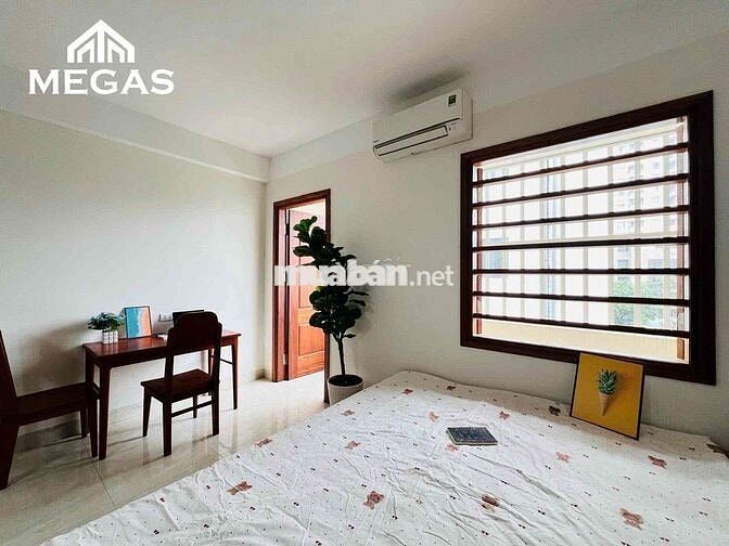 CHO THUÊ CĂN HỘ BAN CÔNG RIÊNG SIÊU THOÁNG NGAY CÔNG VIÊN CẦU GIẤY